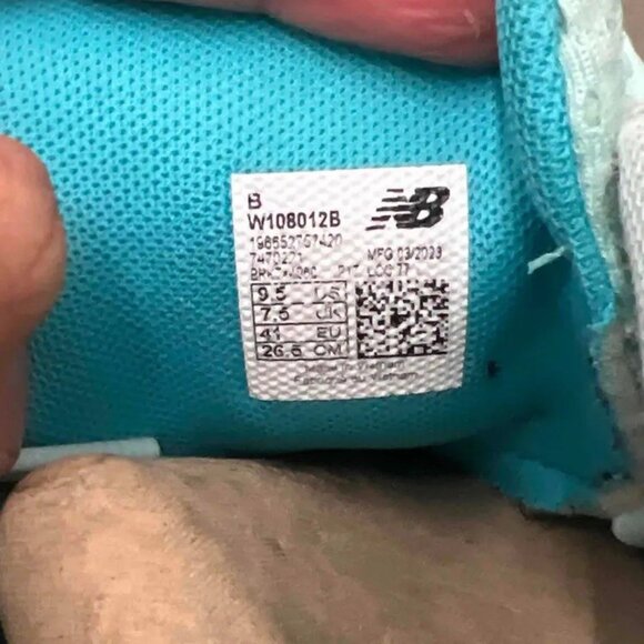 New Balance Wmns Fresh Foam 1080v12 Bright Cyan W108012b Size 9.5 women used - Picture 6 of 7